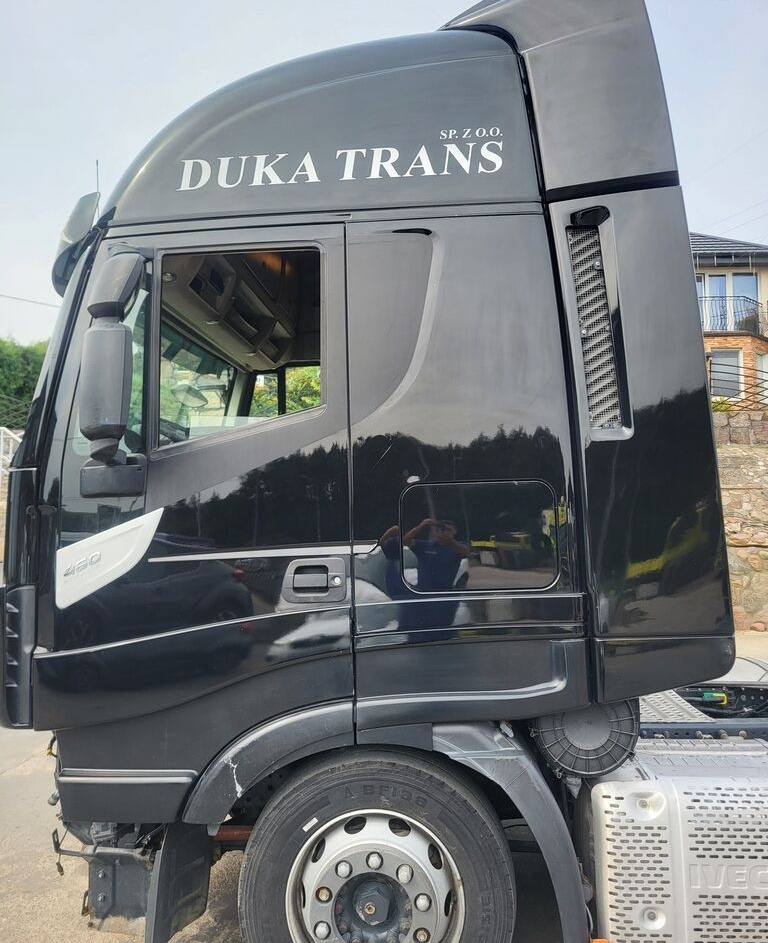 IVECO Stralis Hi-Way XP 2017r. Lift truck - Cabina para Camión: foto 4 IVECO Stralis Hi-Way XP 2017r. Lift truck - Cabina para Camión: foto 4