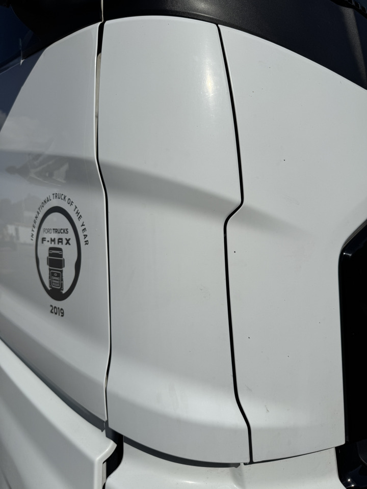 Ford F-Max - Esquina parachoques: foto 1 Ford F-Max - Esquina parachoques: foto 1