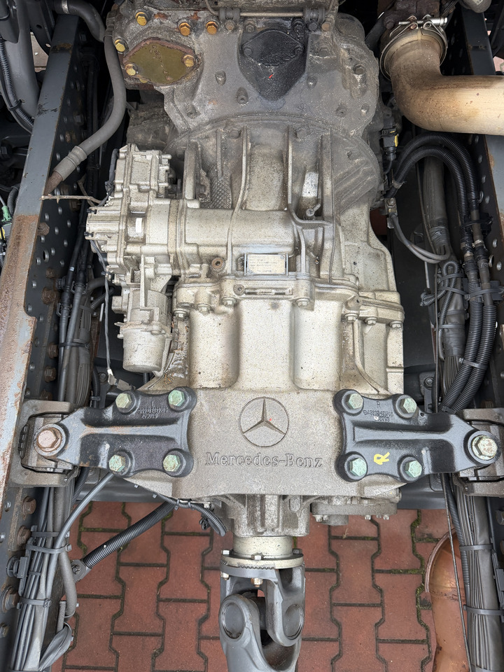 Mercedes Atego III Antos G140-8 - Caja de cambios: foto 2 Mercedes Atego III Antos G140-8 - Caja de cambios: foto 2