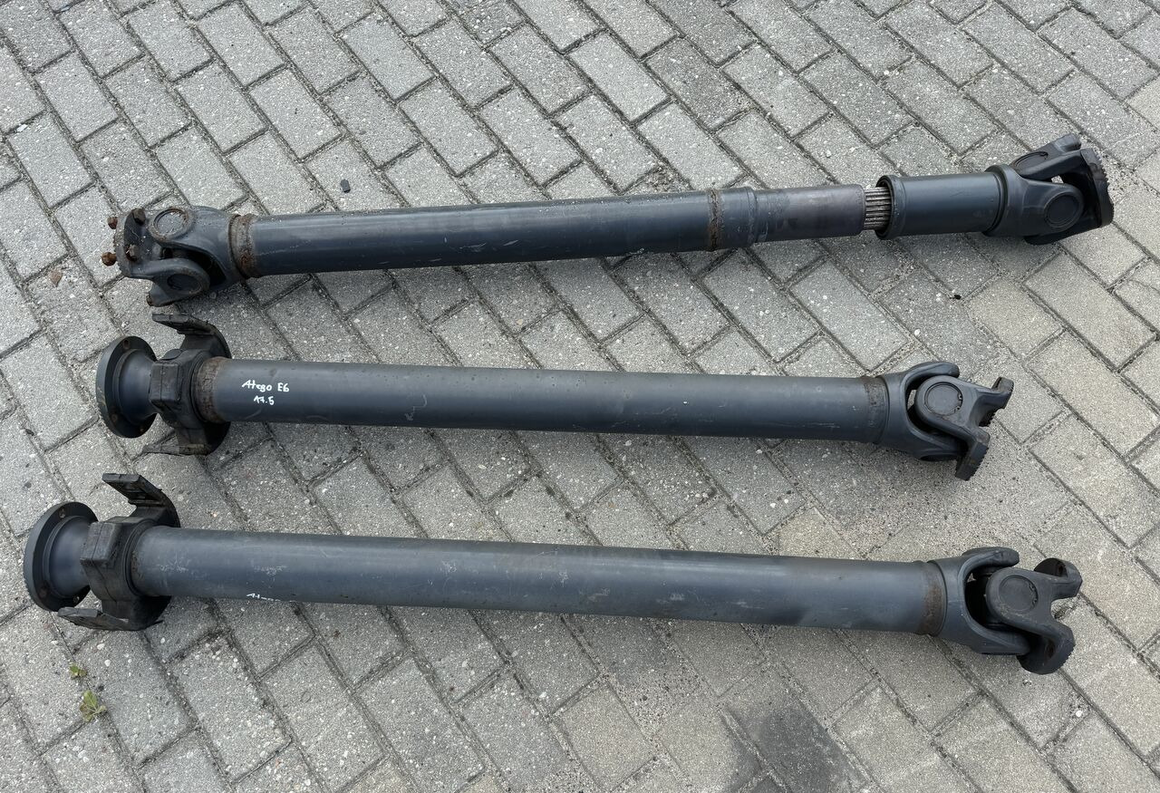 Mercedes-Benz WAŁ PĘDNY NAPĘDOWY 3 CZĘSCIOWY MERCEDES ATEGO III 17.5 - Eje y piezas para Camión: foto 1 Mercedes-Benz WAŁ PĘDNY NAPĘDOWY 3 CZĘSCIOWY MERCEDES ATEGO III 17.5 - Eje y piezas para Camión: foto 1