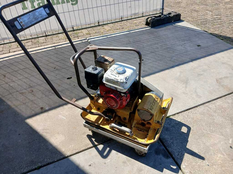 Wacker WPR 1350 - Plancha reversible: foto 1 Wacker WPR 1350 - Plancha reversible: foto 1