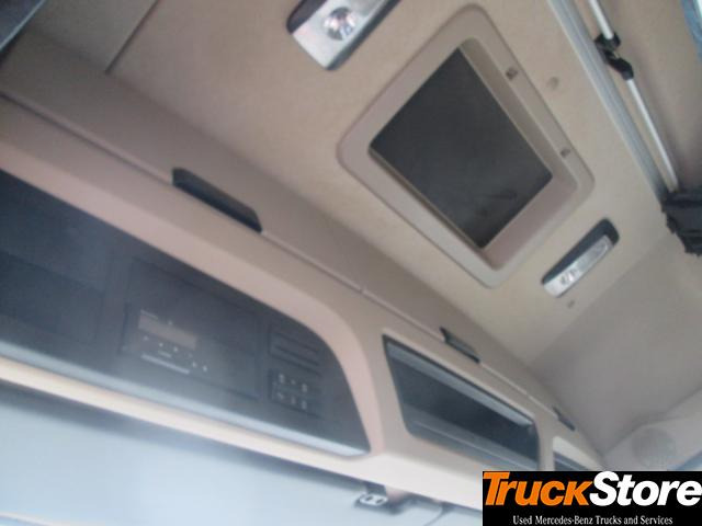 Cabeza tractora Mercedes-Benz Actros 1845 LS nRL: foto 9