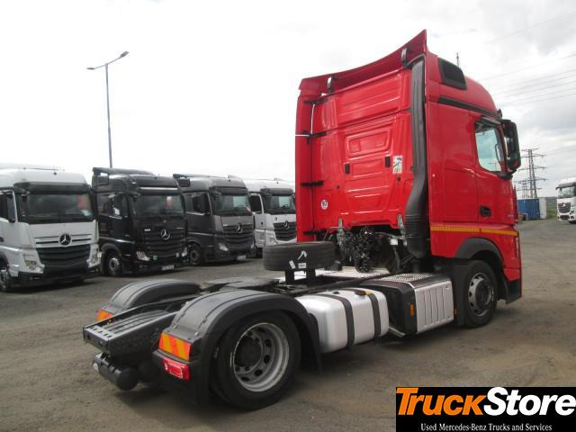 Mercedes-Benz Actros 1845 LS nRL - Cabeza tractora: foto 3 Mercedes-Benz Actros 1845 LS nRL - Cabeza tractora: foto 3