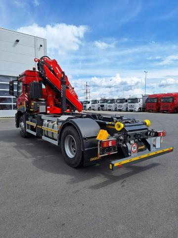 Mercedes-Benz Arocs 1827 L - Camión multibasculante, Camión grúa: foto 3 Mercedes-Benz Arocs 1827 L - Camión multibasculante, Camión grúa: foto 3