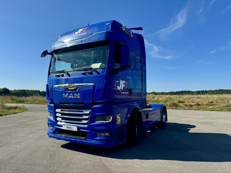 MAN TGX 18.510 - Cabeza tractora: foto 2 MAN TGX 18.510 - Cabeza tractora: foto 2