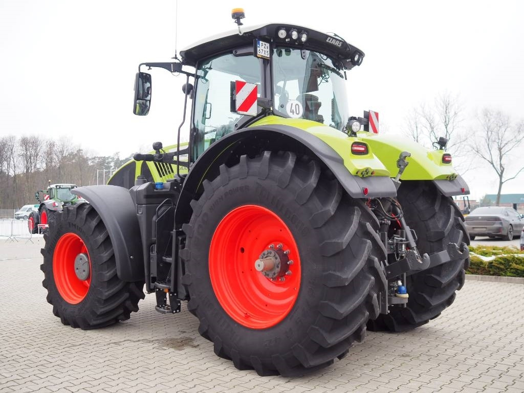 Claas Axion 920 CMATIC, GPS, CEMIS 1200, PTO - Tractor: foto 2 Claas Axion 920 CMATIC, GPS, CEMIS 1200, PTO - Tractor: foto 2