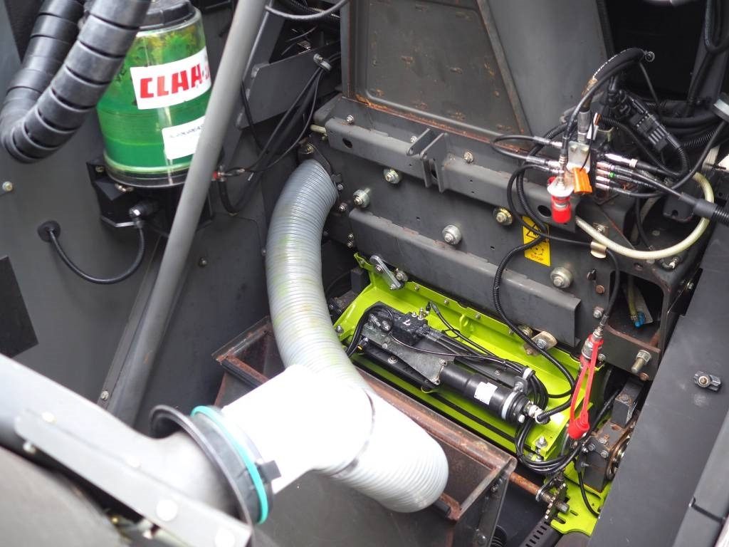 Cosechadora de forraje Claas Jaguar 850 4x4 + Orbis 600 SD: foto 12 Cosechadora de forraje Claas Jaguar 850 4x4 + Orbis 600 SD: foto 12