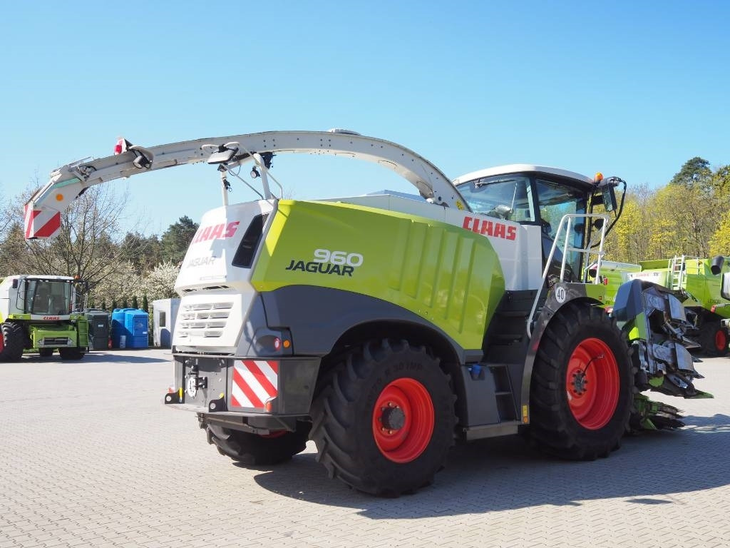 Claas Jaguar 960 4WD + Orbis 600 SD - Cosechadora de forraje: foto 3 Claas Jaguar 960 4WD + Orbis 600 SD - Cosechadora de forraje: foto 3
