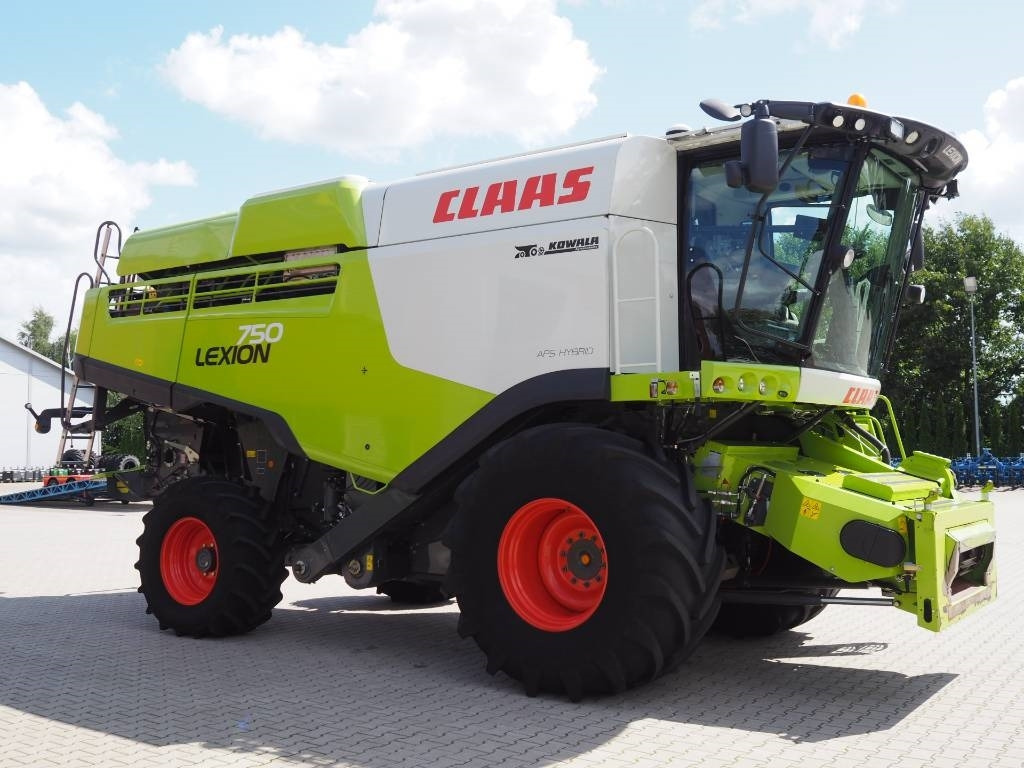 Claas Lexion 750 GPS + V770 - Cosechadora de granos: foto 4 Claas Lexion 750 GPS + V770 - Cosechadora de granos: foto 4