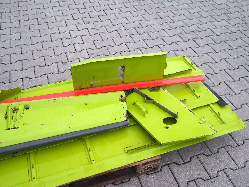 Claas Vario 660 - rapeseed kit - Accesorios para cosechadoras: foto 3 Claas Vario 660 - rapeseed kit - Accesorios para cosechadoras: foto 3