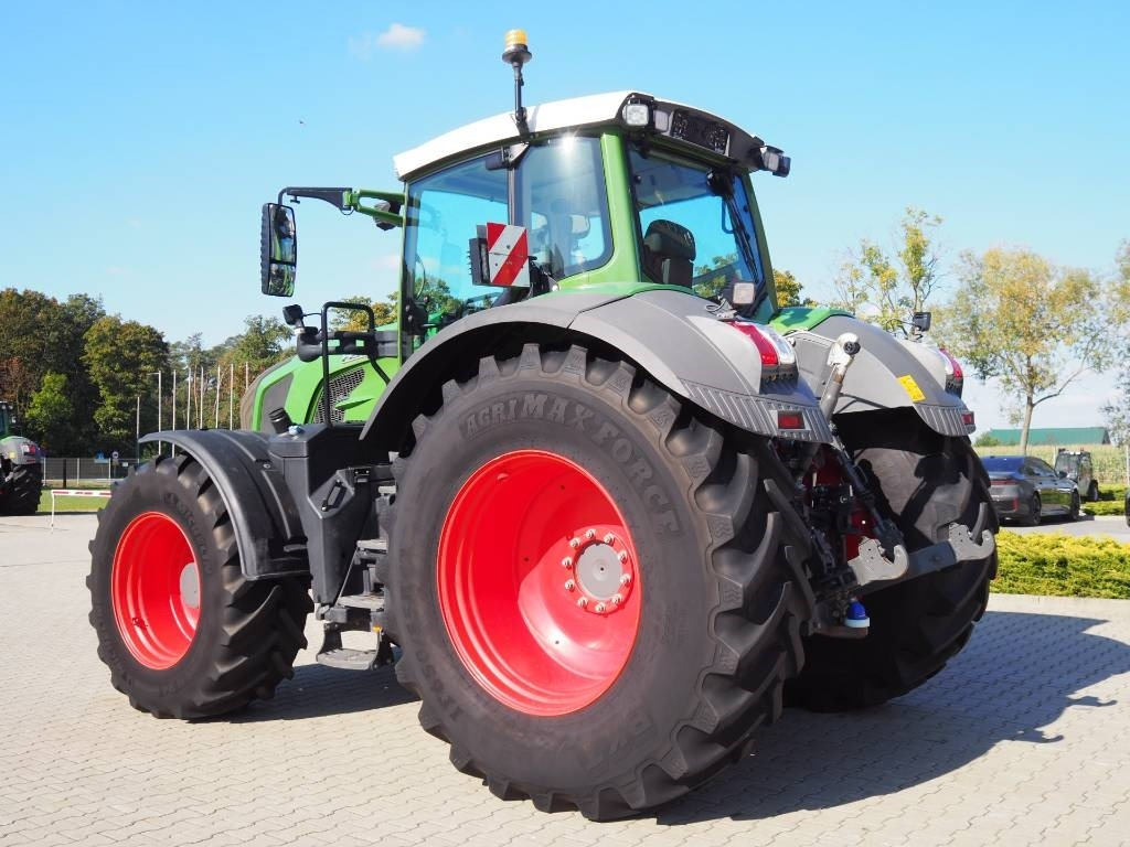 Fendt 824 Vario S4 ProfiPlus, GPS - Tractor: foto 2 Fendt 824 Vario S4 ProfiPlus, GPS - Tractor: foto 2