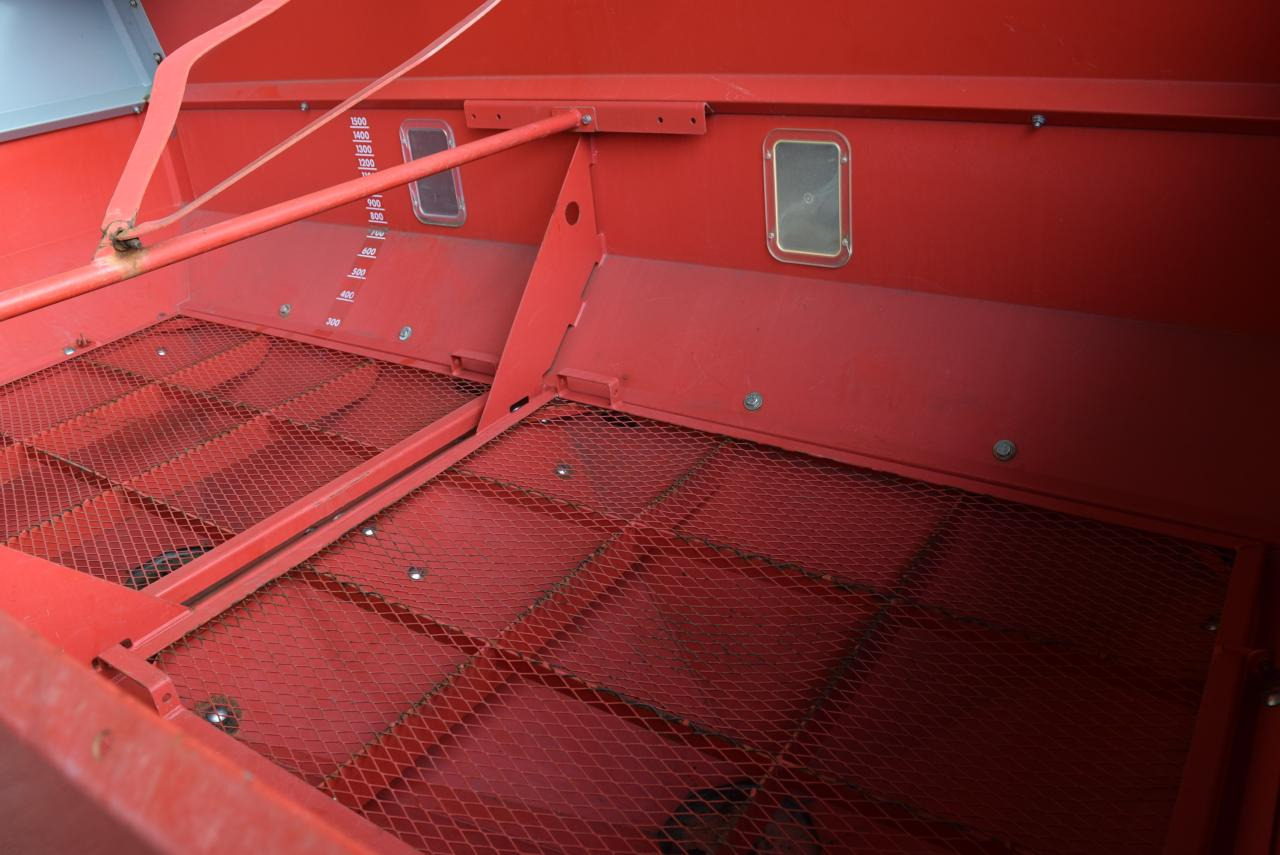 Accord Exacta-HL - Esparcidor de fertilizantes: foto 3 Accord Exacta-HL - Esparcidor de fertilizantes: foto 3