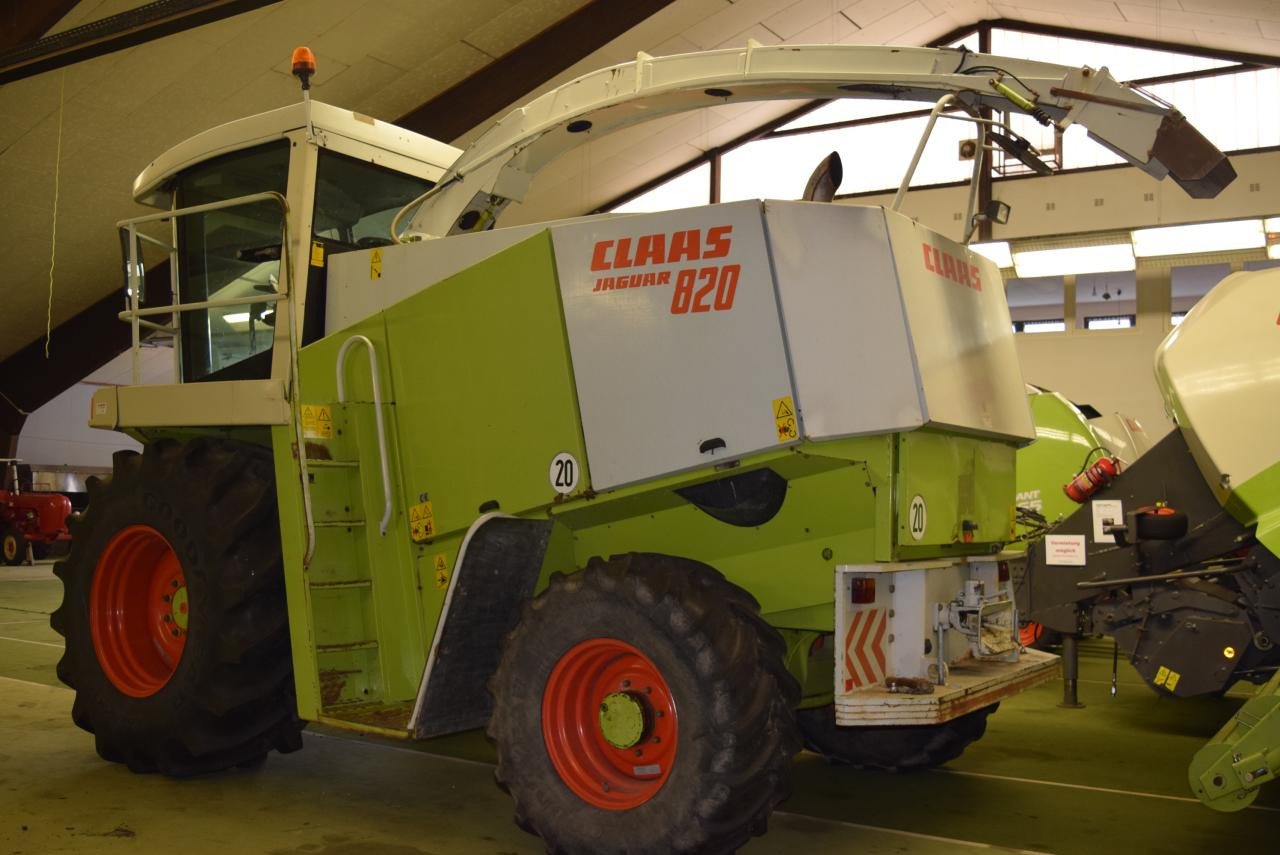 CLAAS Jaguar 820 - Cosechadora de forraje: foto 4 CLAAS Jaguar 820 - Cosechadora de forraje: foto 4