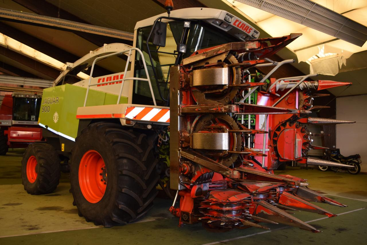 CLAAS Jaguar 900 - Cosechadora de forraje: foto 1 CLAAS Jaguar 900 - Cosechadora de forraje: foto 1