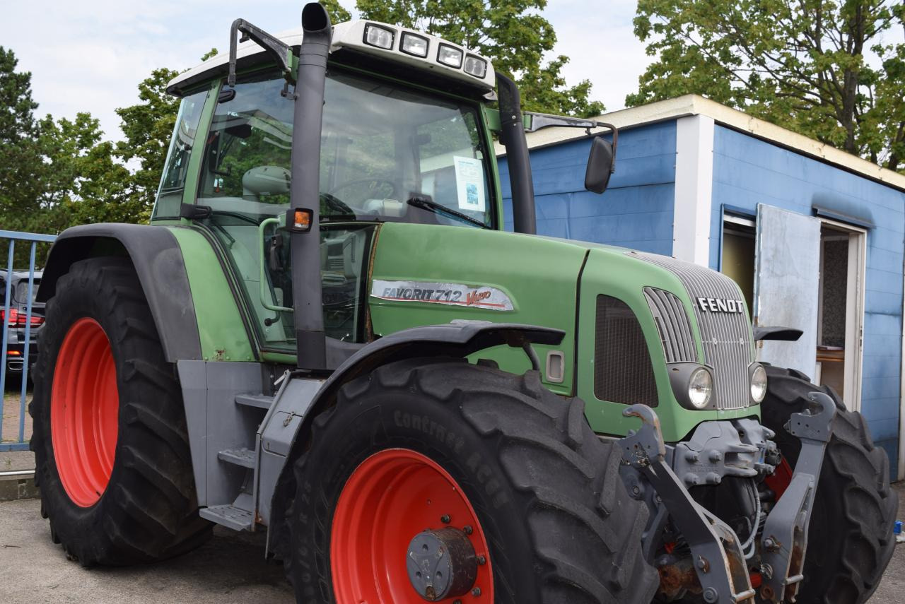 Fendt 712 Vario - Tractor: foto 2 Fendt 712 Vario - Tractor: foto 2