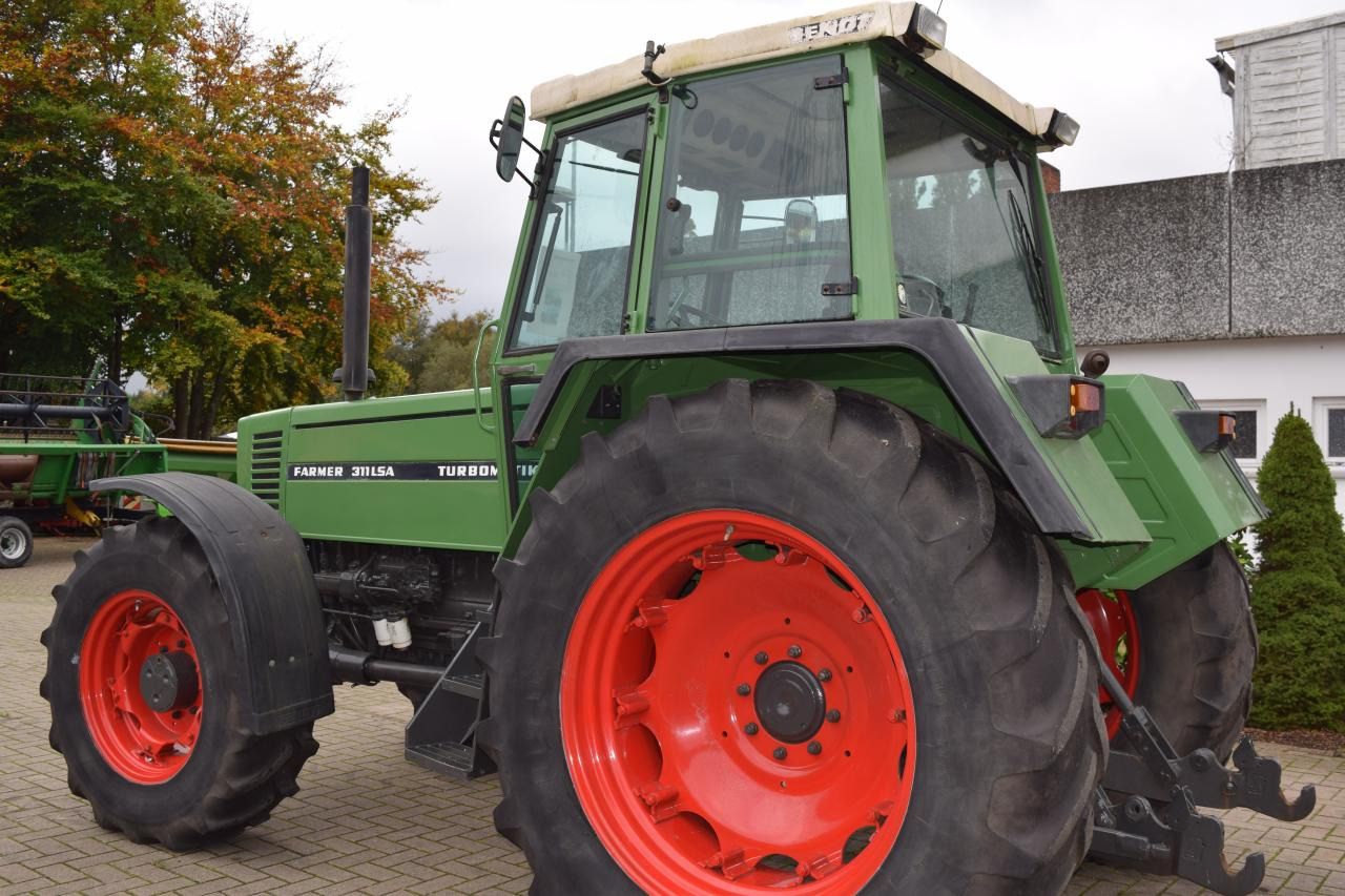 Fendt Farmer 311 LSA - Tractor: foto 5 Fendt Farmer 311 LSA - Tractor: foto 5