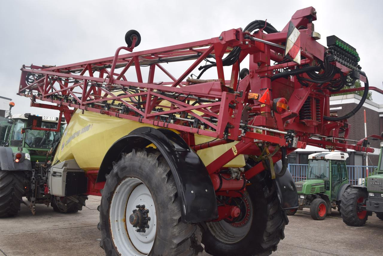 Hardi Commander 6600 i - Pulverizador arrastrado: foto 3 Hardi Commander 6600 i - Pulverizador arrastrado: foto 3