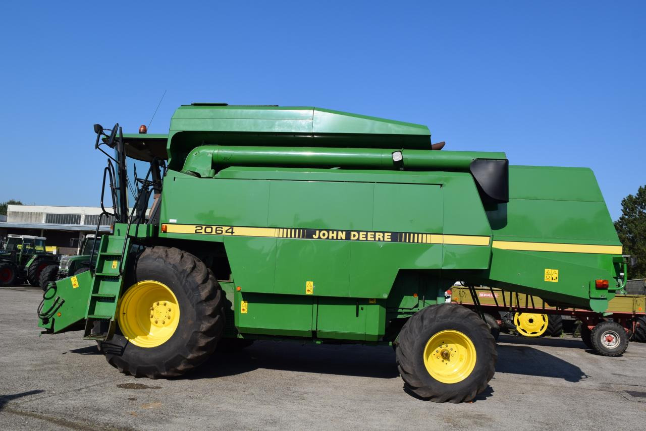 John Deere 2064 - Cosechadora de granos: foto 1 John Deere 2064 - Cosechadora de granos: foto 1