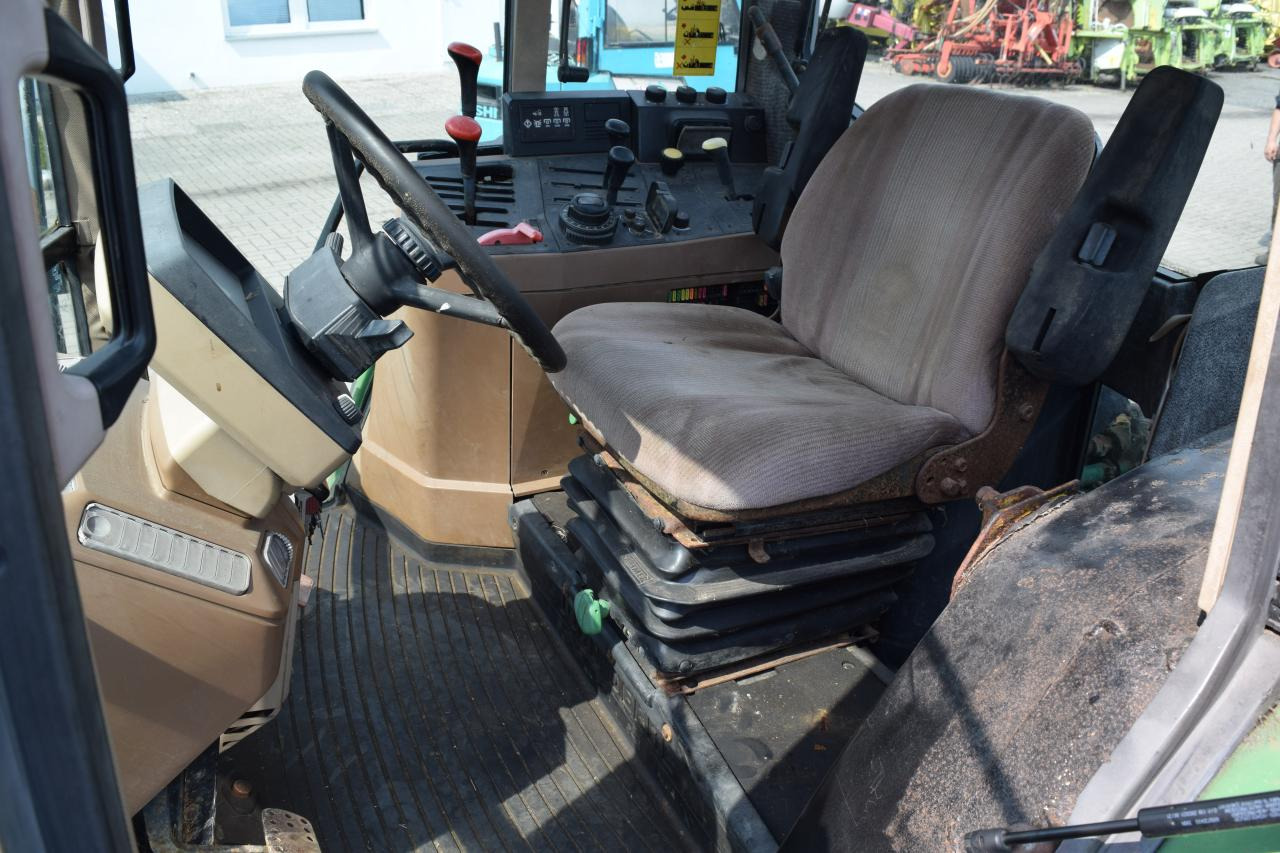Tractor John Deere 6100: foto 9