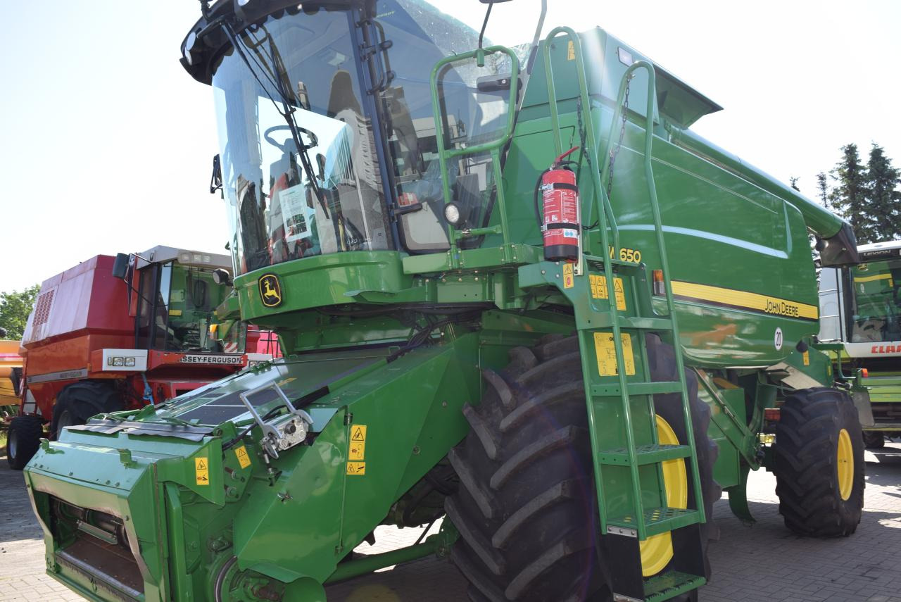 John Deere W 650 - Cosechadora de granos: foto 2 John Deere W 650 - Cosechadora de granos: foto 2