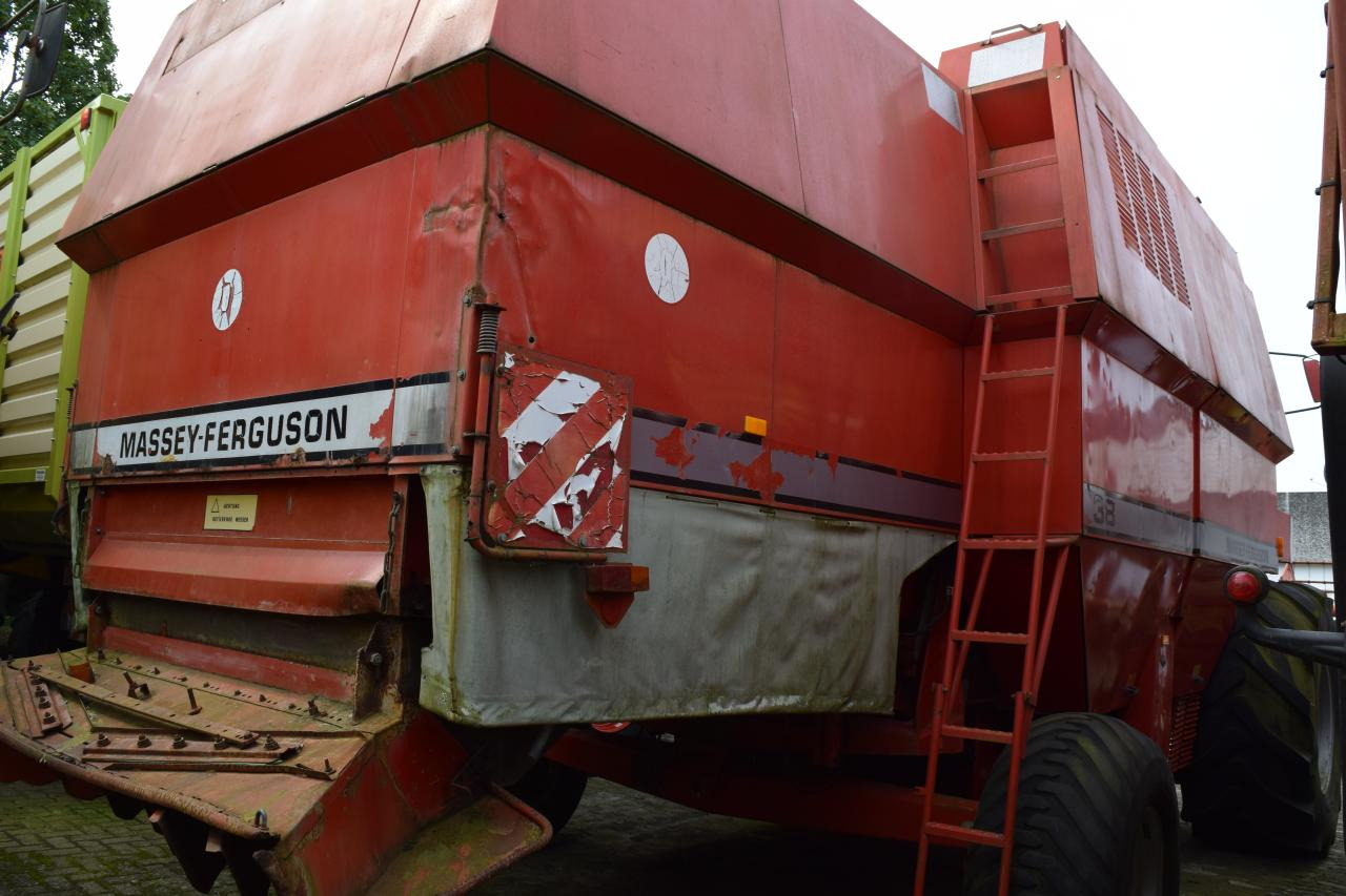 Massey Ferguson MF 38 - Cosechadora de granos: foto 5 Massey Ferguson MF 38 - Cosechadora de granos: foto 5