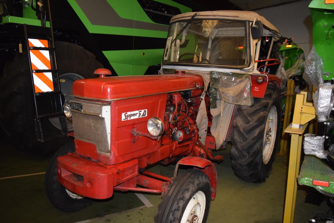 Renault Super 5D - Tractor: foto 2 Renault Super 5D - Tractor: foto 2