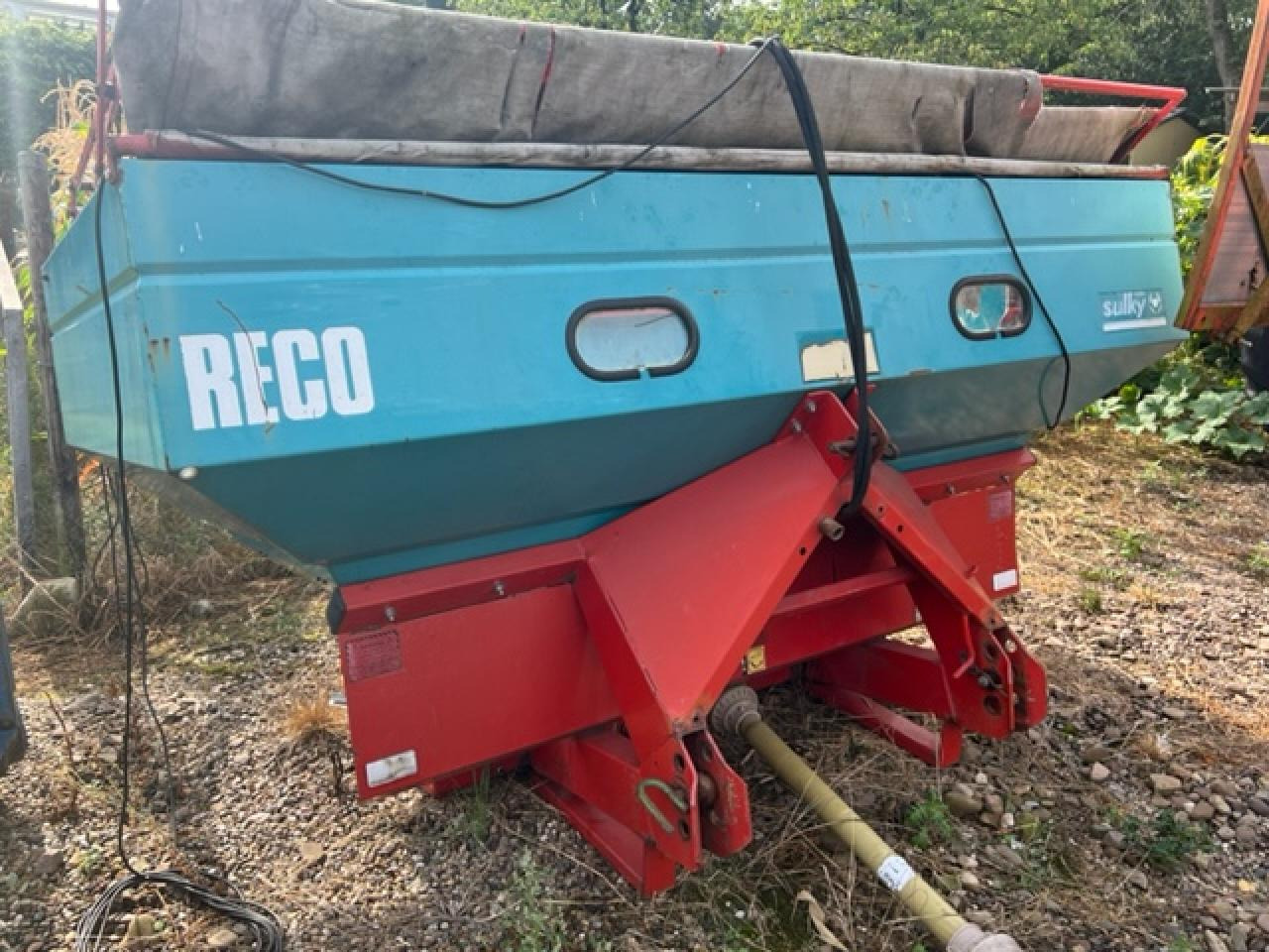 Sulky Burel DPX 2004 - Esparcidor de fertilizantes: foto 4 Sulky Burel DPX 2004 - Esparcidor de fertilizantes: foto 4