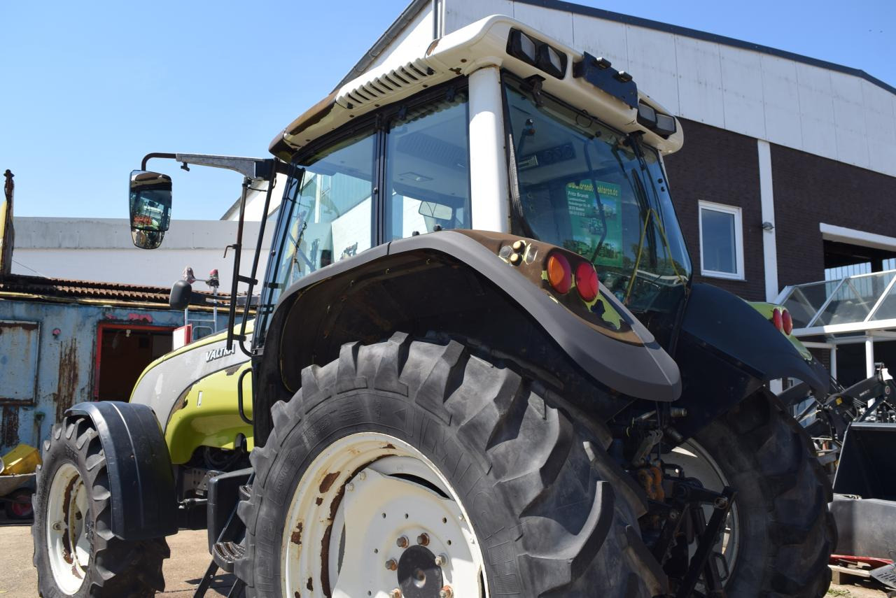 Valtra T120 - Tractor: foto 5 Valtra T120 - Tractor: foto 5