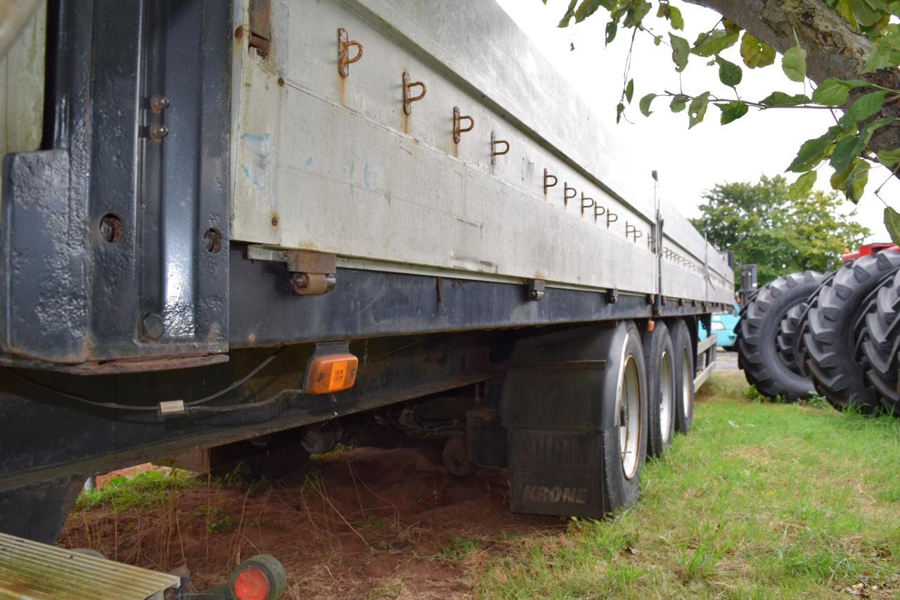 Wielton PTS 34.100 - Remolque con toldo: foto 4 Wielton PTS 34.100 - Remolque con toldo: foto 4