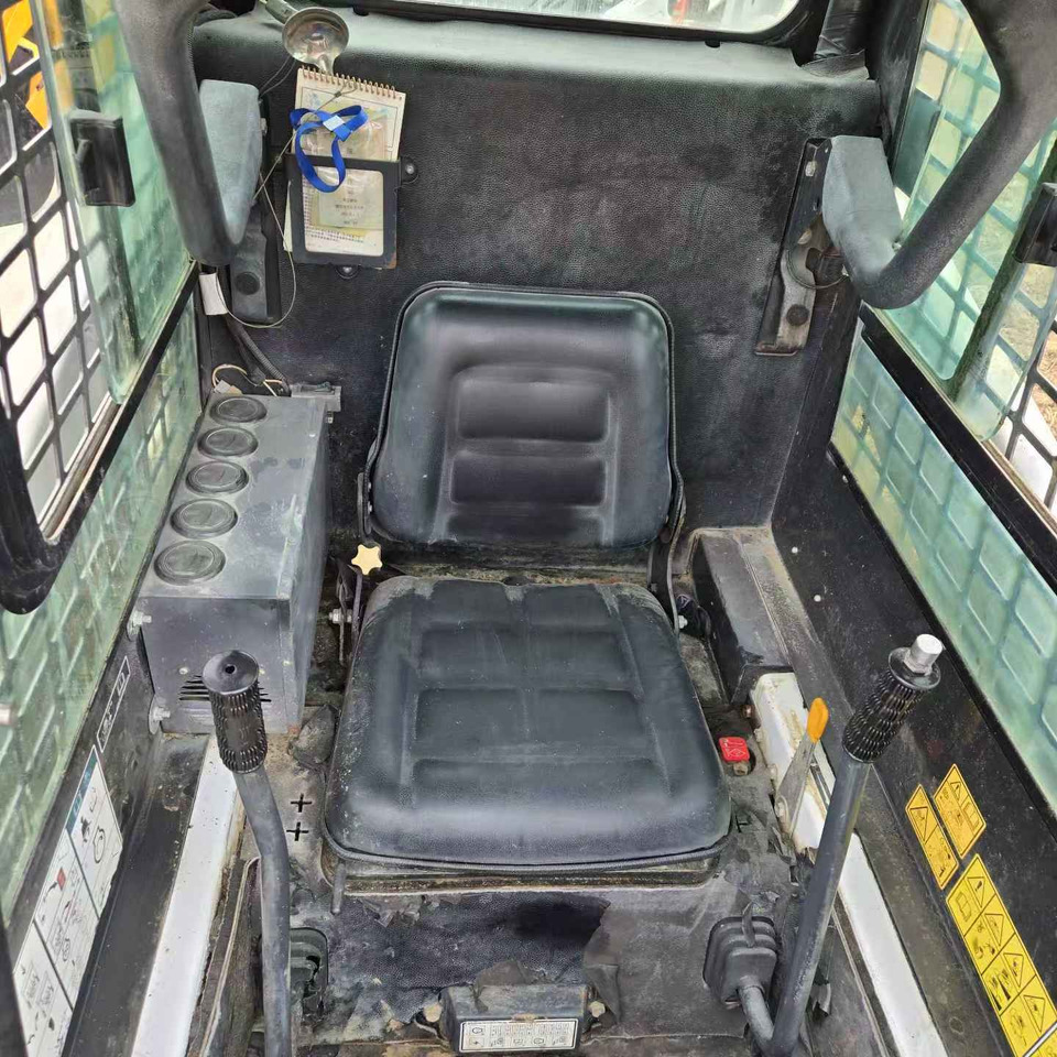 BOBCAT S16 - Minicargadora: foto 4 BOBCAT S16 - Minicargadora: foto 4