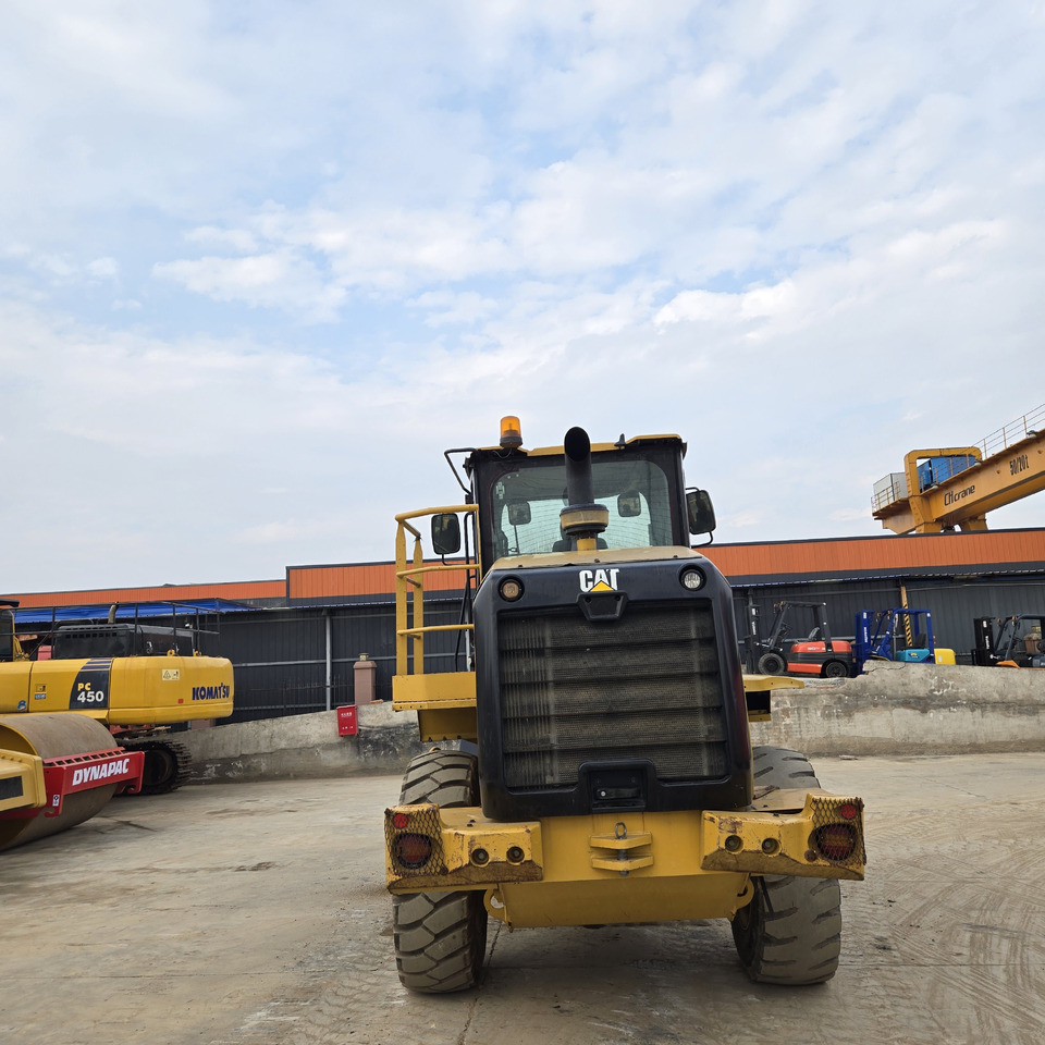 CATERPILLAR 924K - Excavadora de ruedas: foto 5 CATERPILLAR 924K - Excavadora de ruedas: foto 5
