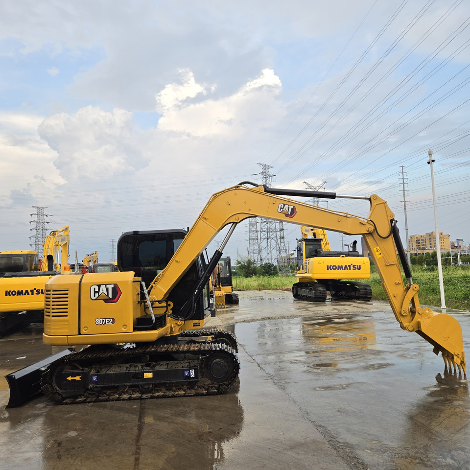 Caterpillar 307 - Miniexcavadora: foto 1 Caterpillar 307 - Miniexcavadora: foto 1