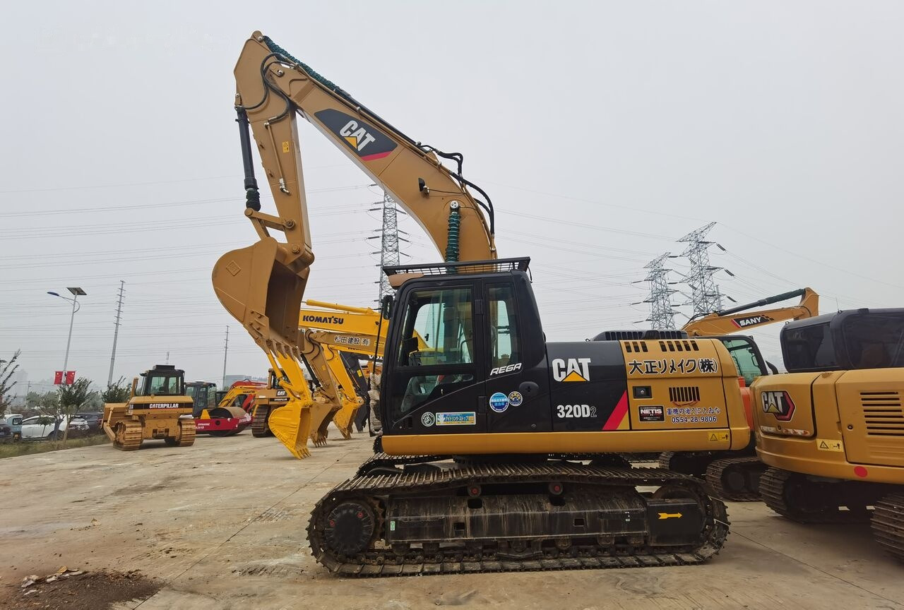 Caterpillar 320D2 - Excavadora de cadenas: foto 1 Caterpillar 320D2 - Excavadora de cadenas: foto 1