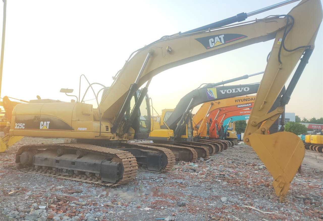 Caterpillar 325C - Excavadora de cadenas: foto 1 Caterpillar 325C - Excavadora de cadenas: foto 1