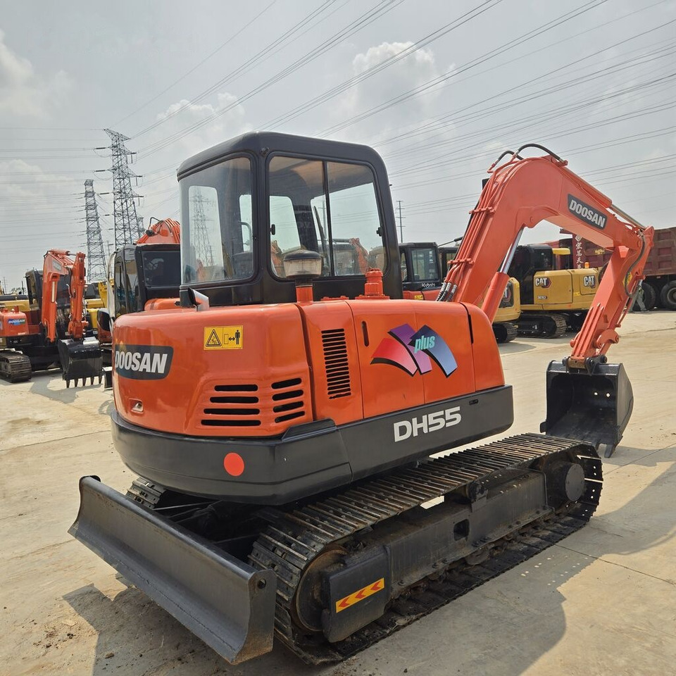 Doosan DH55 - Miniexcavadora: foto 1 Doosan DH55 - Miniexcavadora: foto 1