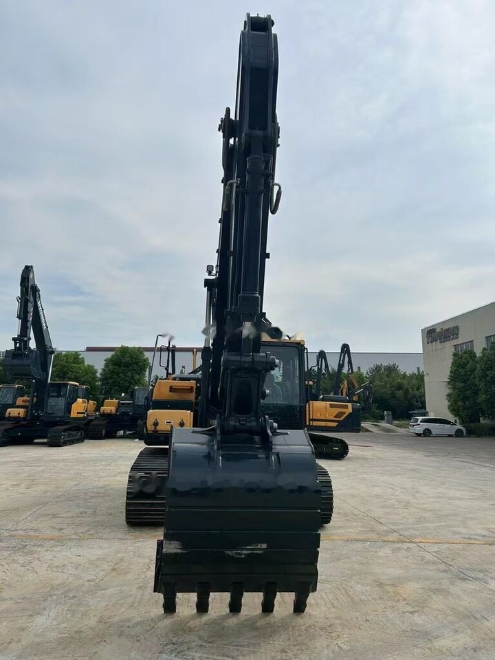 Hyundai HX220 - Excavadora de cadenas: foto 4 Hyundai HX220 - Excavadora de cadenas: foto 4