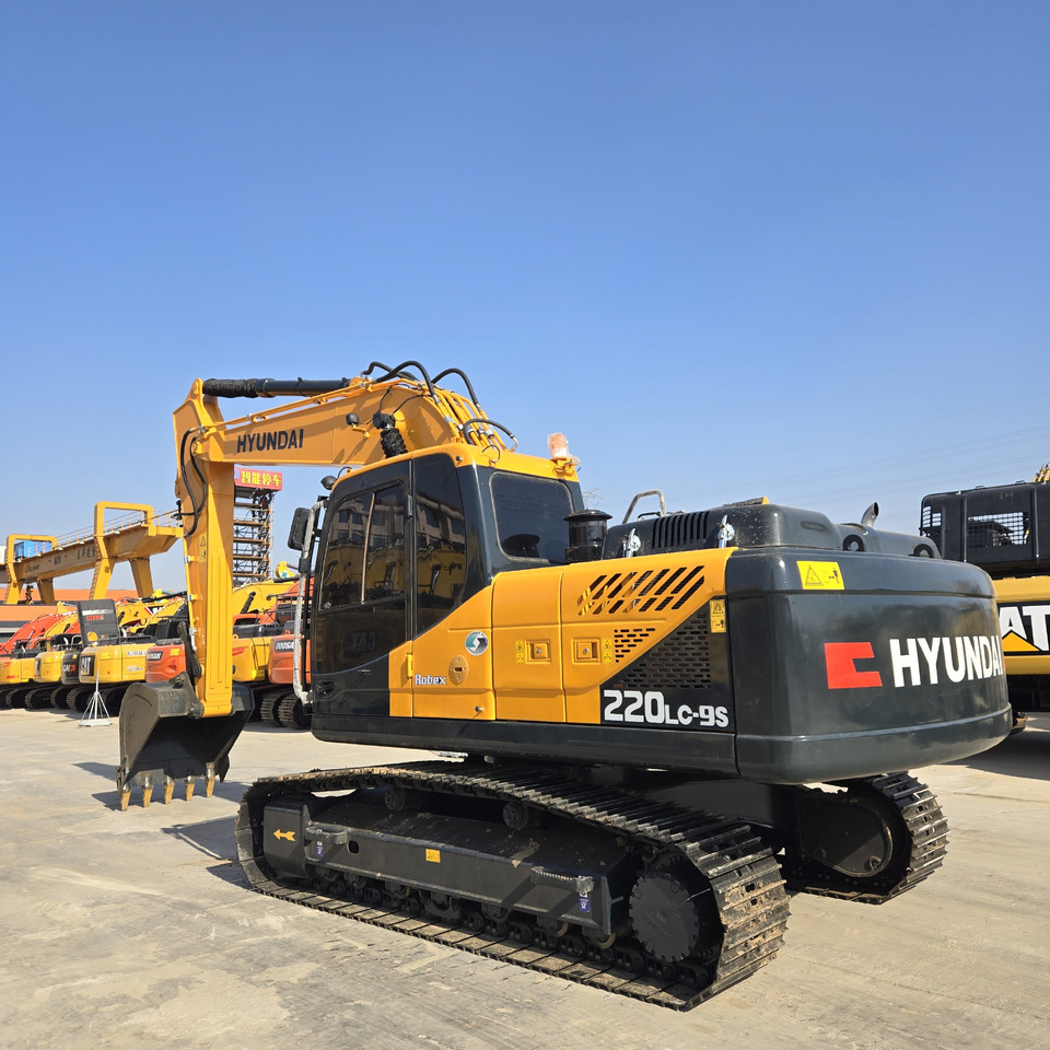 Hyundai R220-9S - Excavadora de cadenas: foto 5 Hyundai R220-9S - Excavadora de cadenas: foto 5