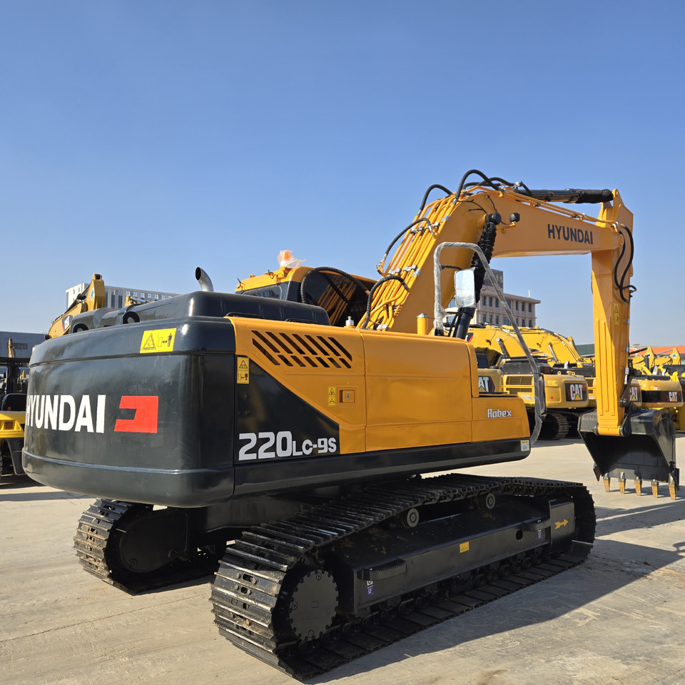Hyundai R220-9S - Excavadora de cadenas: foto 4 Hyundai R220-9S - Excavadora de cadenas: foto 4