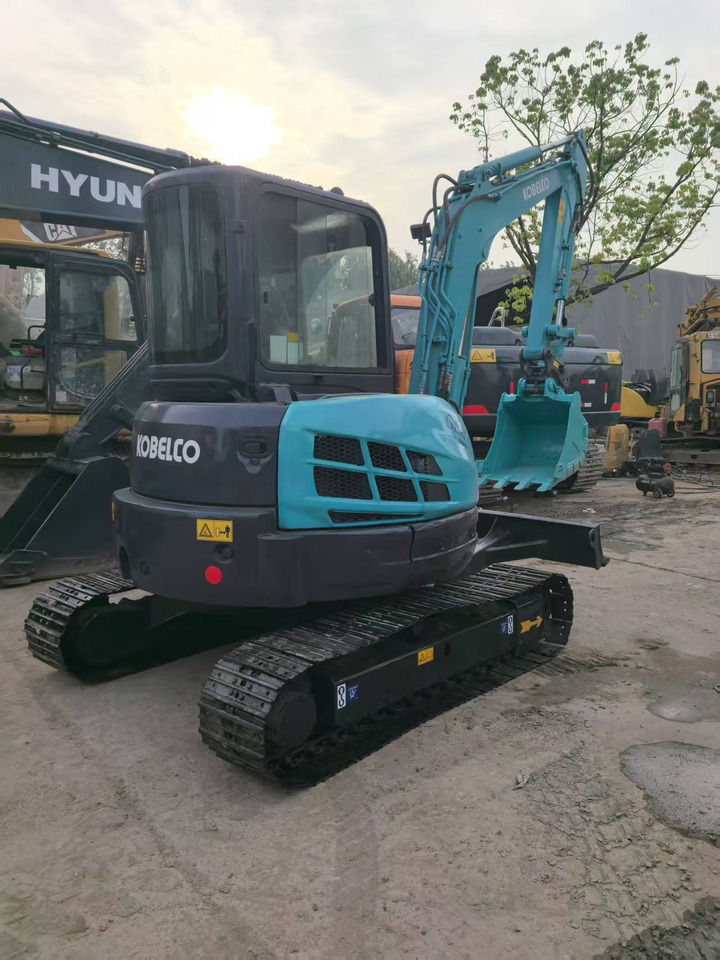 KOBELCO SK55SR - Miniexcavadora: foto 1 KOBELCO SK55SR - Miniexcavadora: foto 1