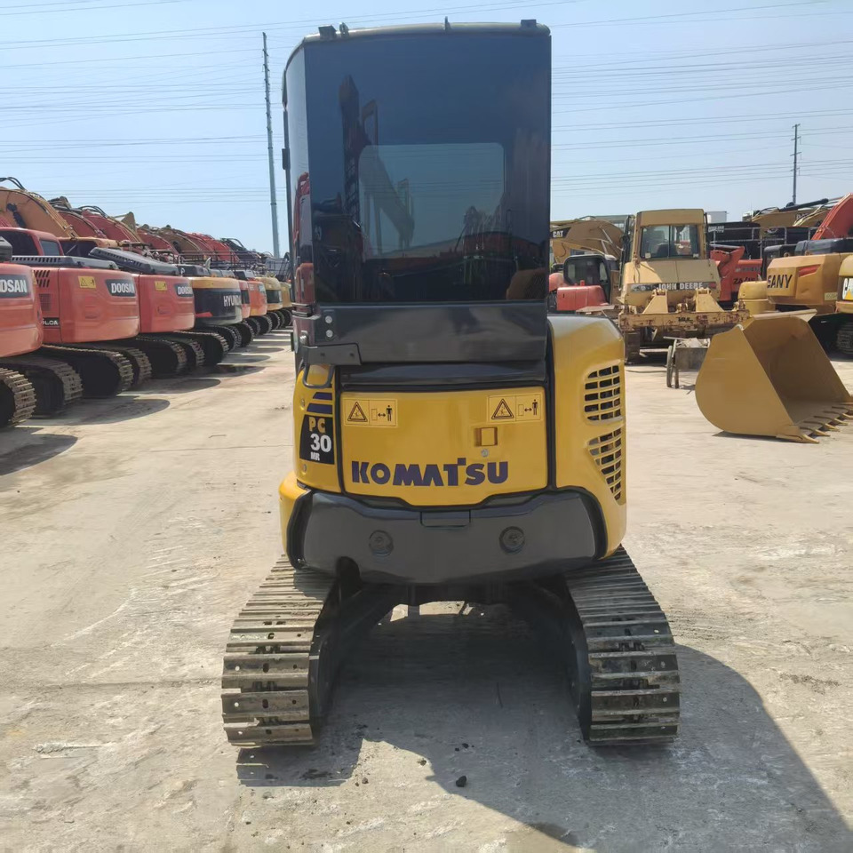 KOMATSU PC30 - Miniexcavadora: foto 4 KOMATSU PC30 - Miniexcavadora: foto 4