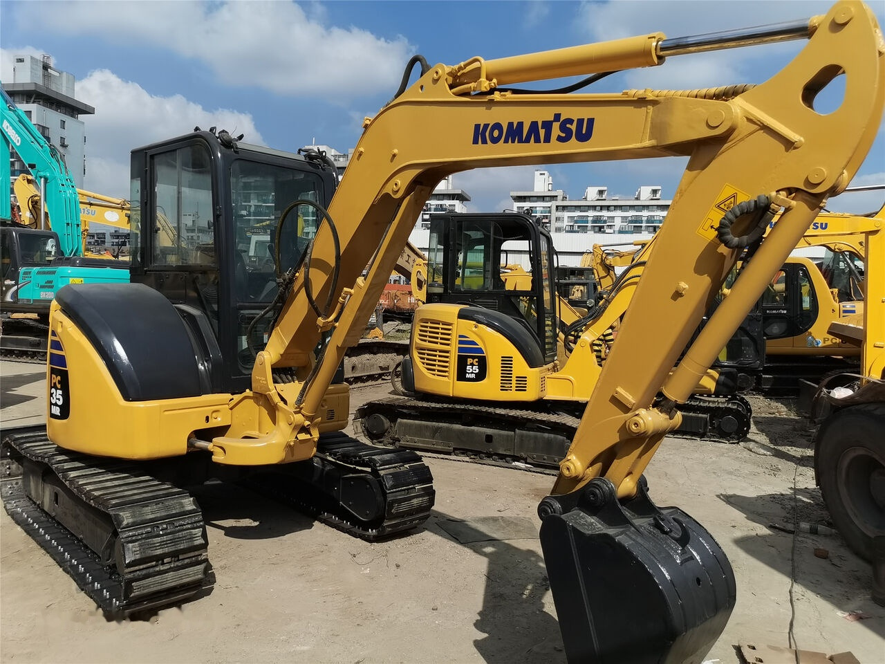 Komatsu PC35MR - Miniexcavadora: foto 2 Komatsu PC35MR - Miniexcavadora: foto 2