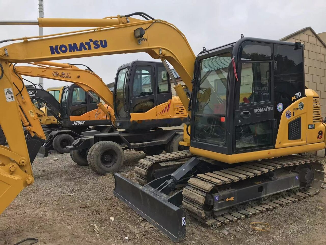 Komatsu PC70-8 - Excavadora de cadenas: foto 4 Komatsu PC70-8 - Excavadora de cadenas: foto 4