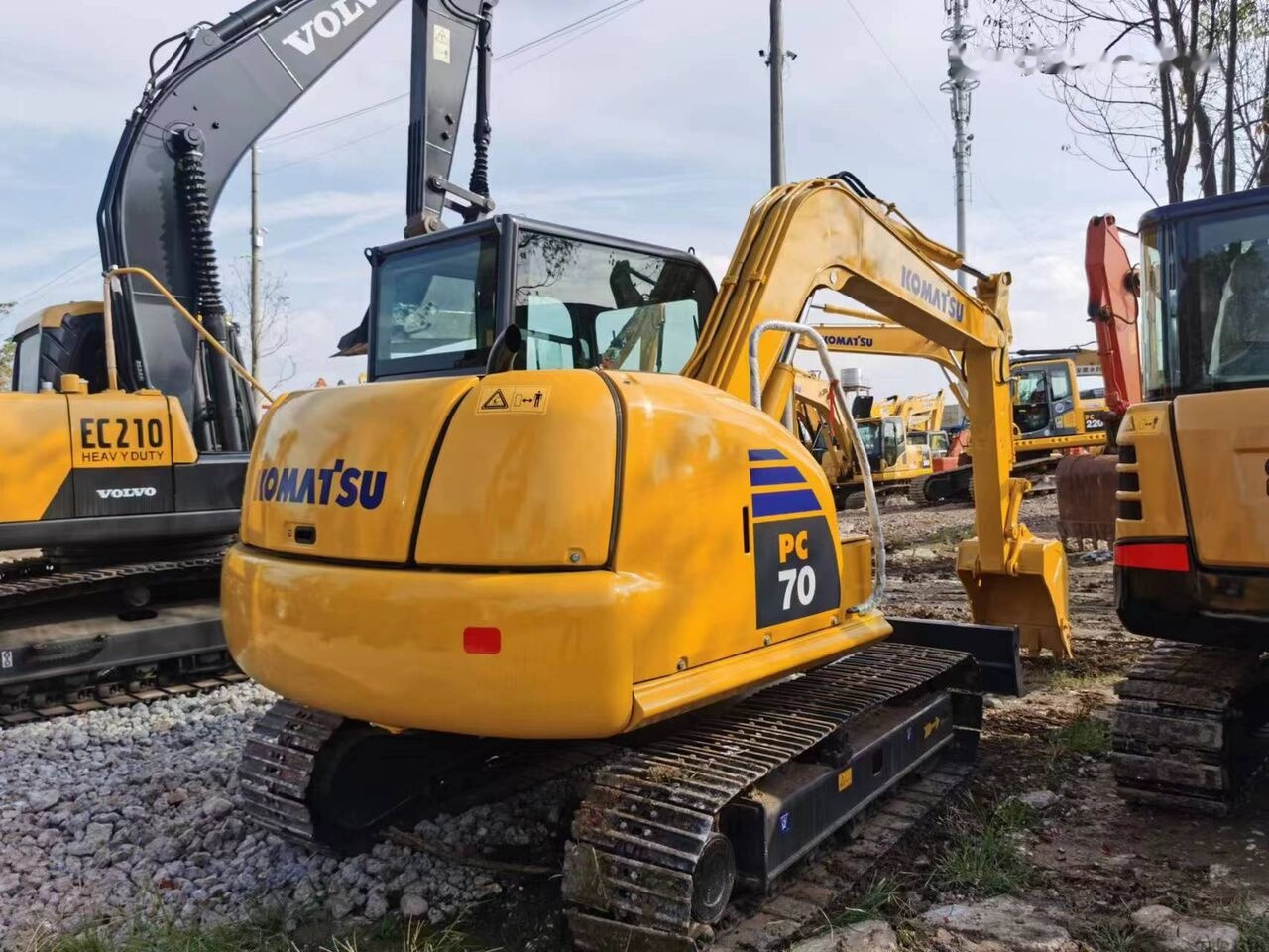 Komatsu PC70-8 - Miniexcavadora: foto 2 Komatsu PC70-8 - Miniexcavadora: foto 2