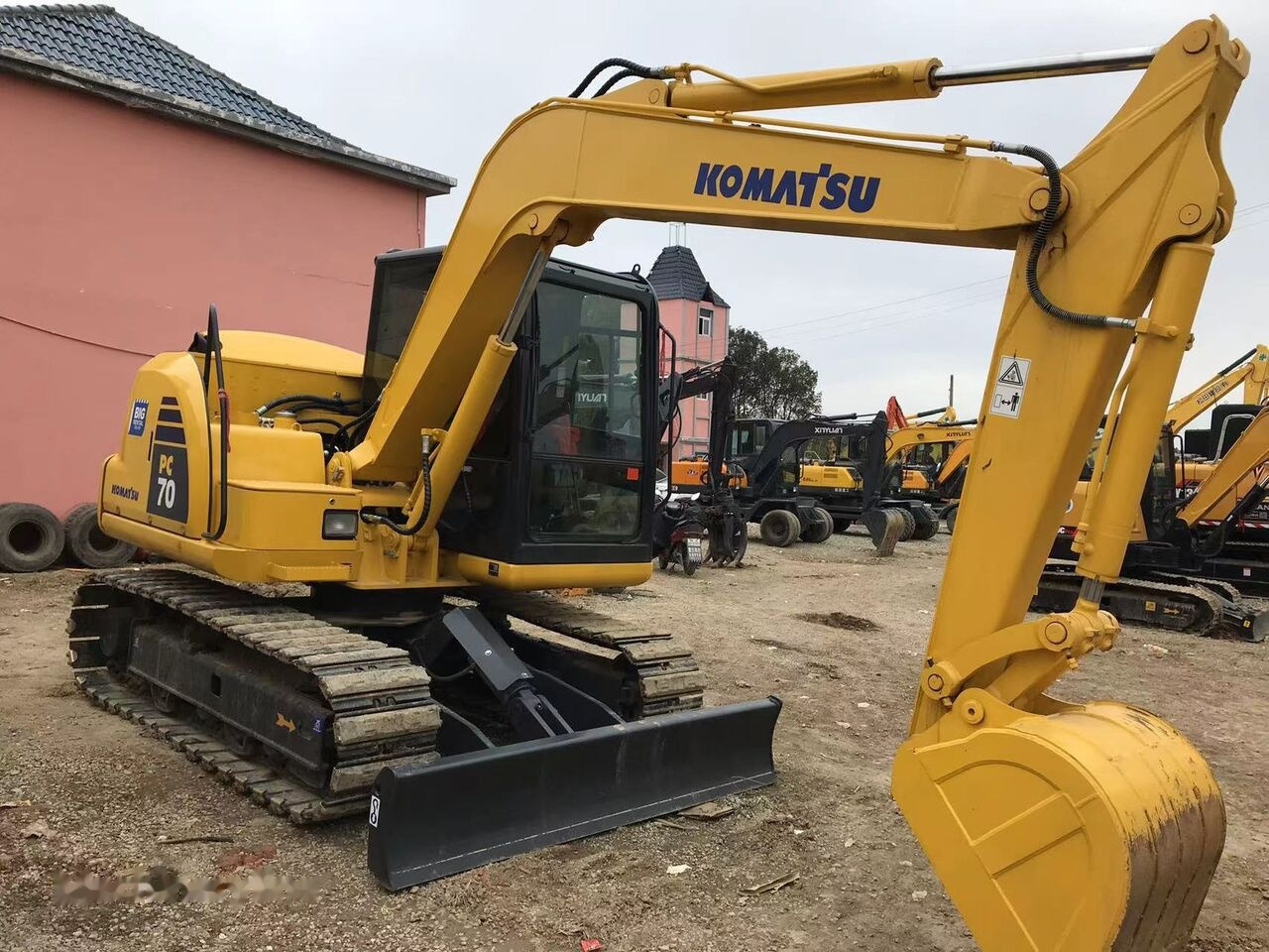 Komatsu PC70-8 - Excavadora de cadenas: foto 2 Komatsu PC70-8 - Excavadora de cadenas: foto 2