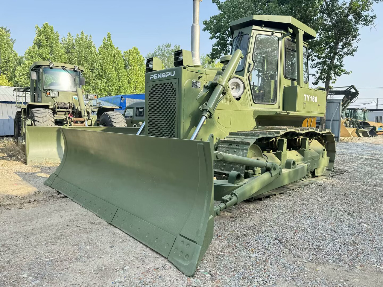 Pengpu TY160 - Bulldozer: foto 1 Pengpu TY160 - Bulldozer: foto 1
