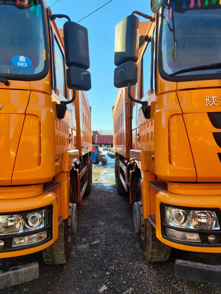 SHACMAN F3000 - Camión volquete: foto 5 SHACMAN F3000 - Camión volquete: foto 5