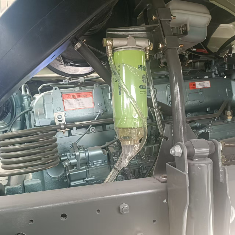 SINOTRUK HOWO 6x4 - Camión volquete: foto 5 SINOTRUK HOWO 6x4 - Camión volquete: foto 5