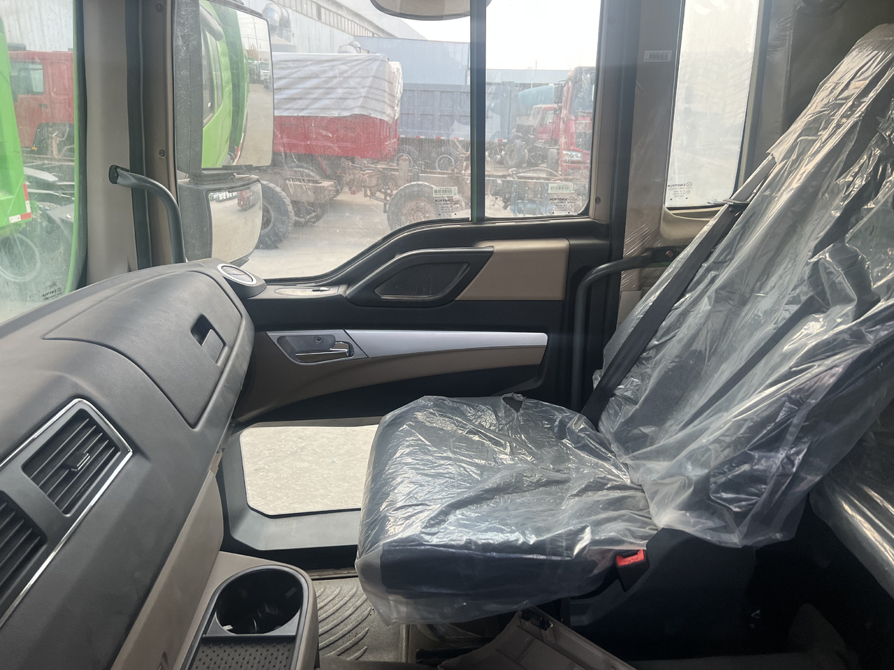 Leasing de Sinotruk HOWO Sinotruk HOWO: foto 7