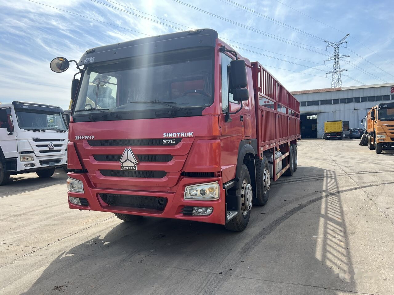 Camión caja abierta Sinotruk Howo Howo 8*4: foto 10 Camión caja abierta Sinotruk Howo Howo 8*4: foto 10