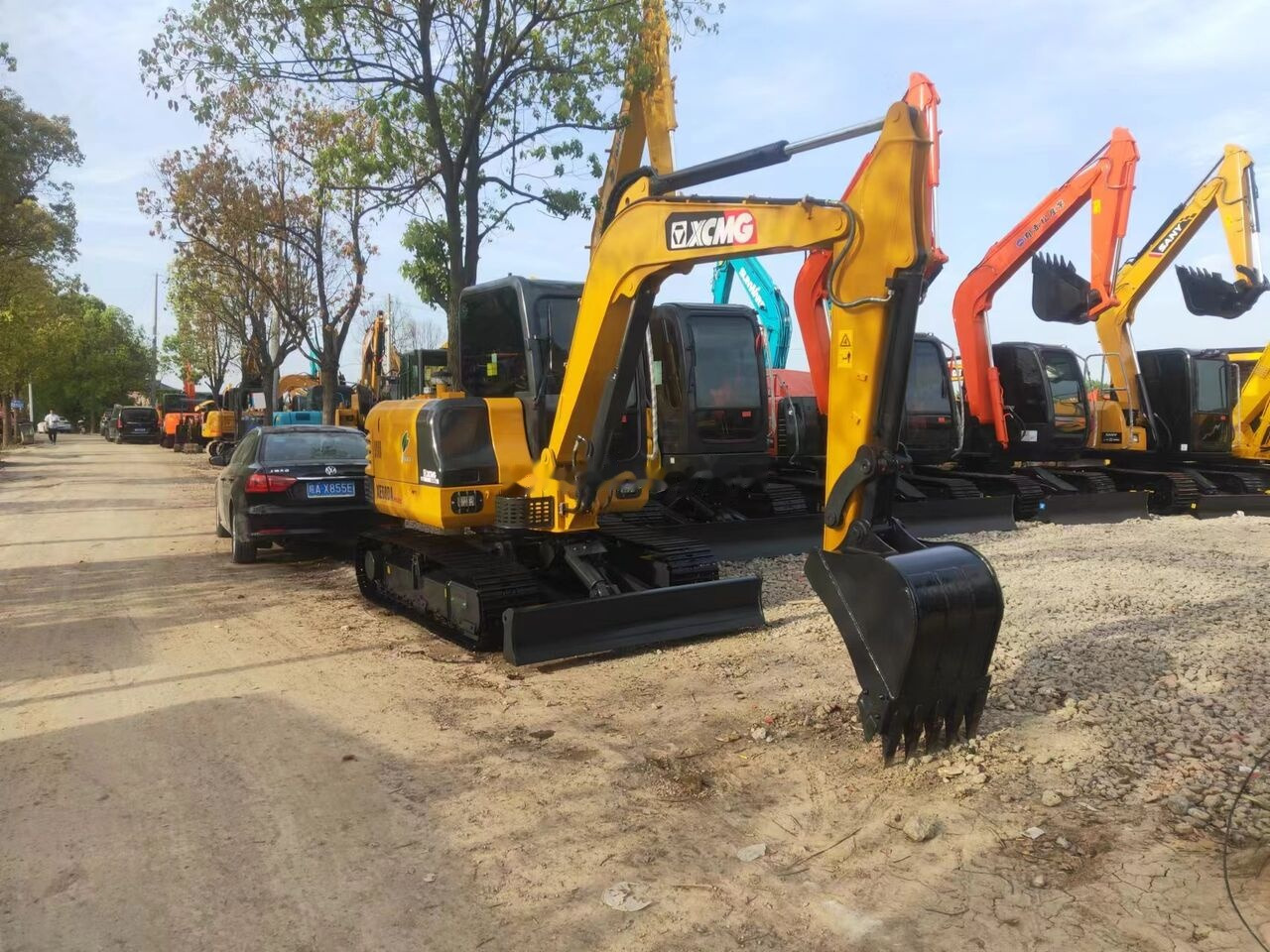 Miniexcavadora XCMG XE60DA: foto 10